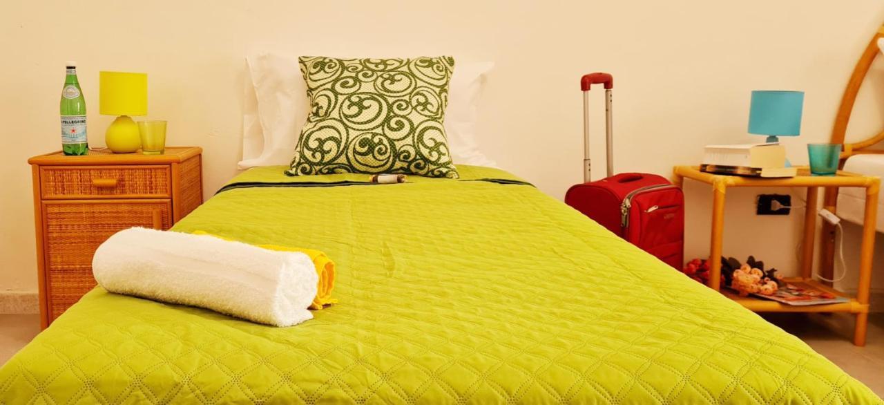 Ninfa Sul Mare Apartments 50 M E T R I Dal Mare Parcheggio Gratuito Custodito 梵蒂冈角 外观 照片
