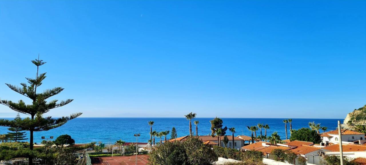 Ninfa Sul Mare Apartments 50 M E T R I Dal Mare Parcheggio Gratuito Custodito 梵蒂冈角 外观 照片