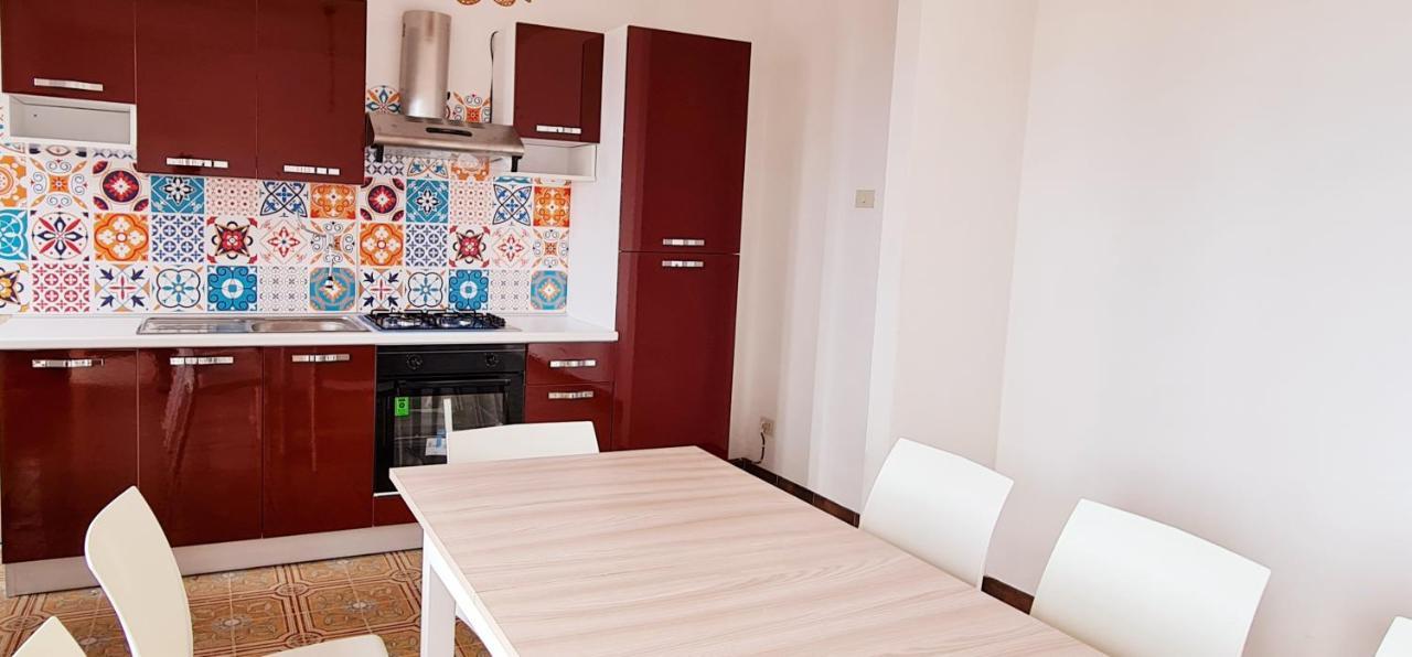 Ninfa Sul Mare Apartments 50 M E T R I Dal Mare Parcheggio Gratuito Custodito 梵蒂冈角 外观 照片