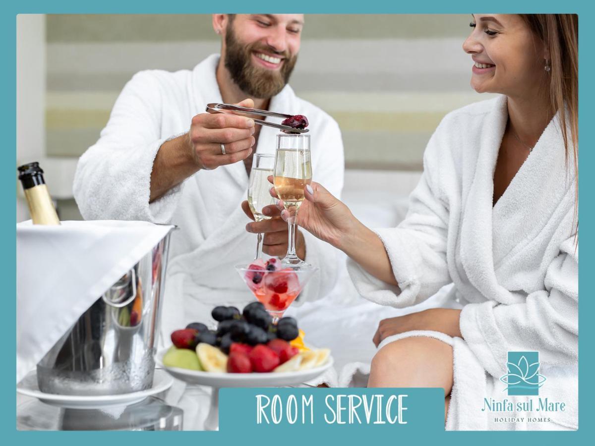 Ninfa Sul Mare Apartments 50 M E T R I Dal Mare Parcheggio Gratuito Custodito 梵蒂冈角 外观 照片