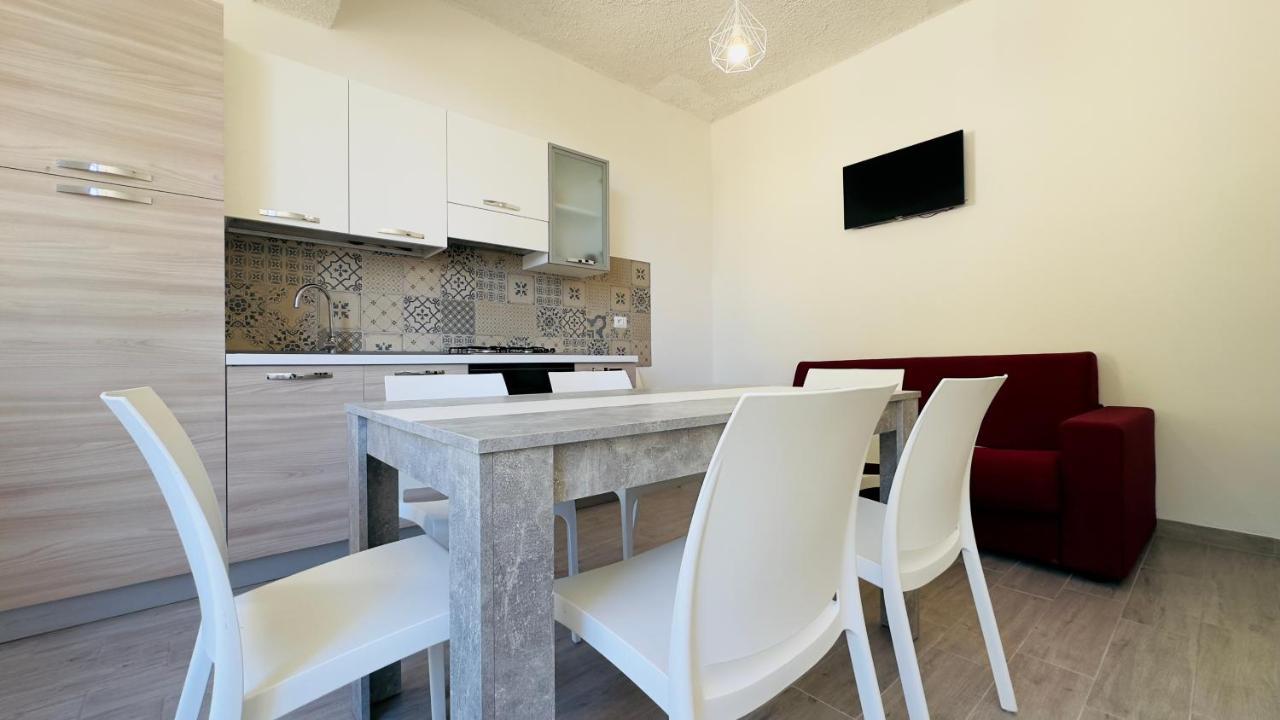 Ninfa Sul Mare Apartments 50 M E T R I Dal Mare Parcheggio Gratuito Custodito 梵蒂冈角 外观 照片